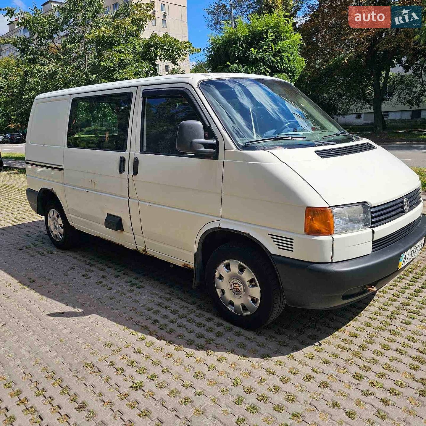 Volkswagen Caravelle 1998 VIN WV1ZZZ70ZXH009262 фото оголошення 5 з 11