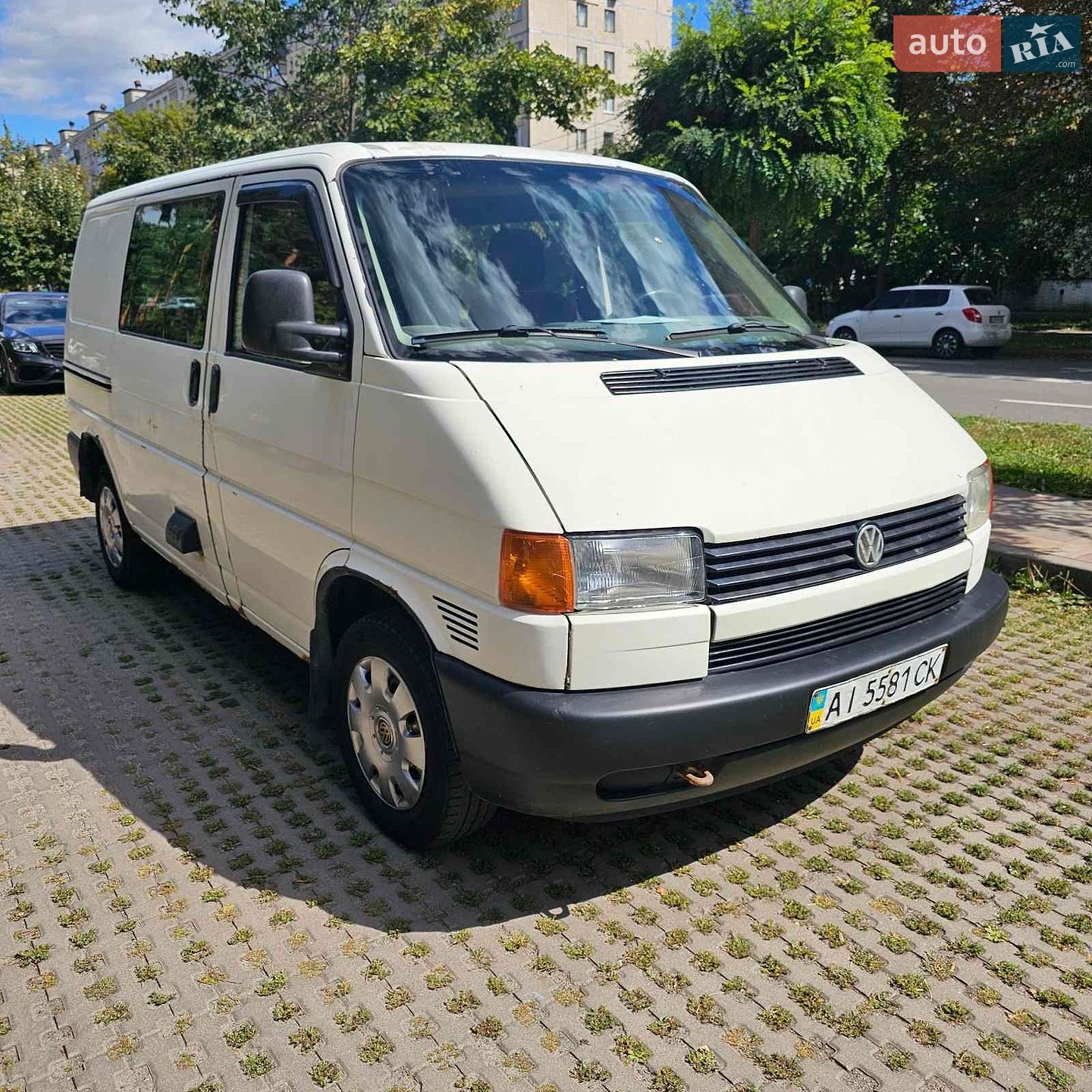 Volkswagen Caravelle 1998 VIN WV1ZZZ70ZXH009262 фото оголошення 4 з 11