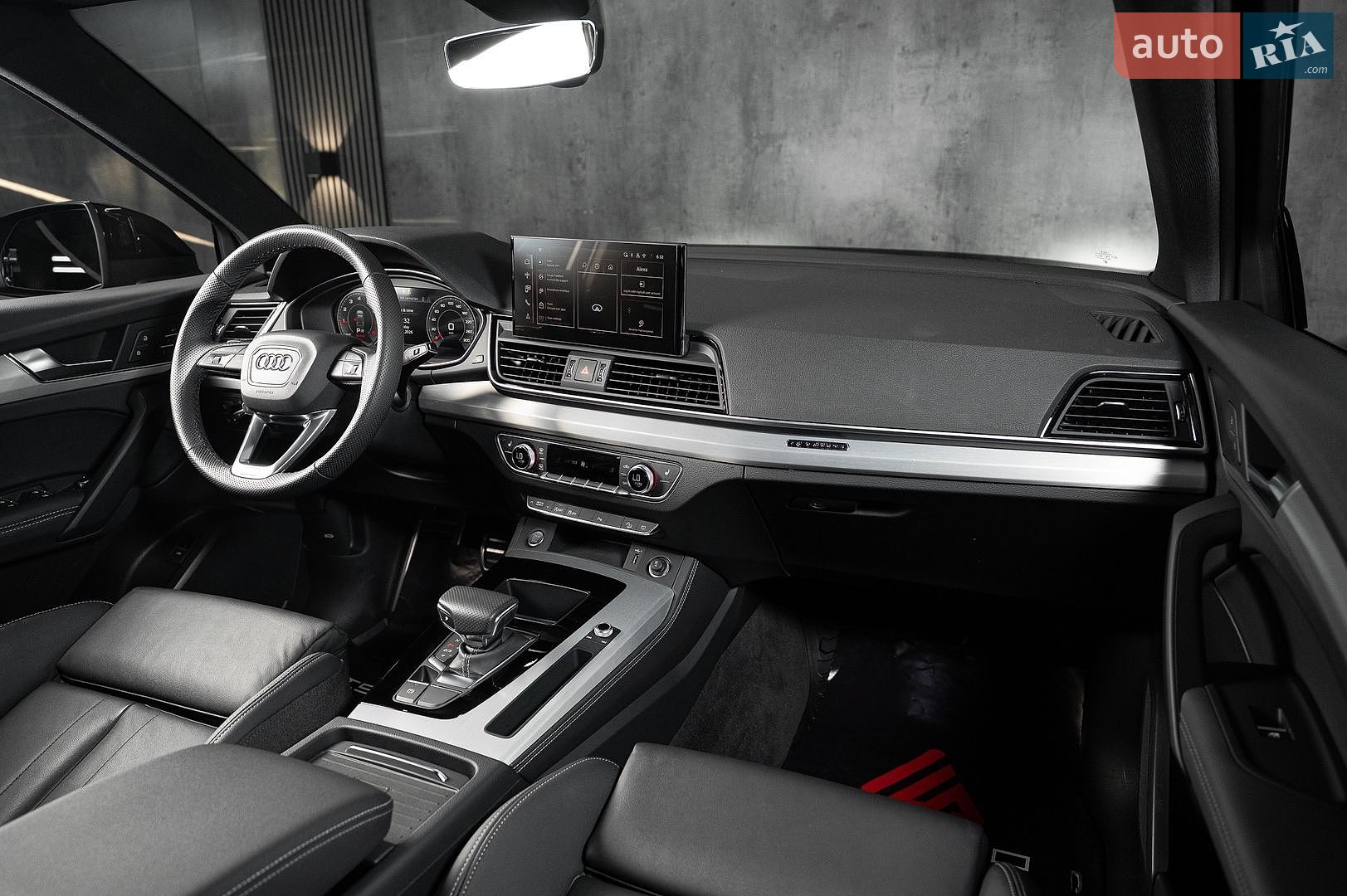 AUDI Q5 2024 VIN WA1EAAFY9S2022621 фото оголошення 24 з 31