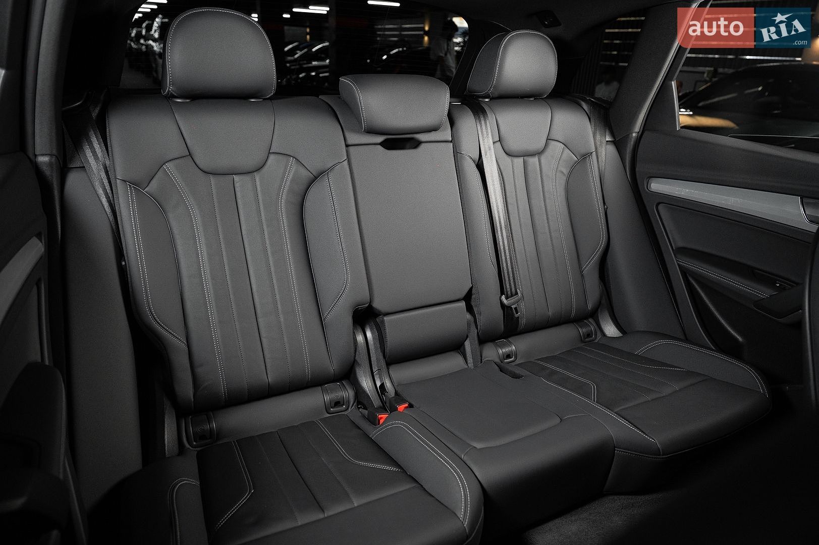 AUDI Q5 2024 VIN WA1EAAFY9S2022621 фото оголошення 29 з 31