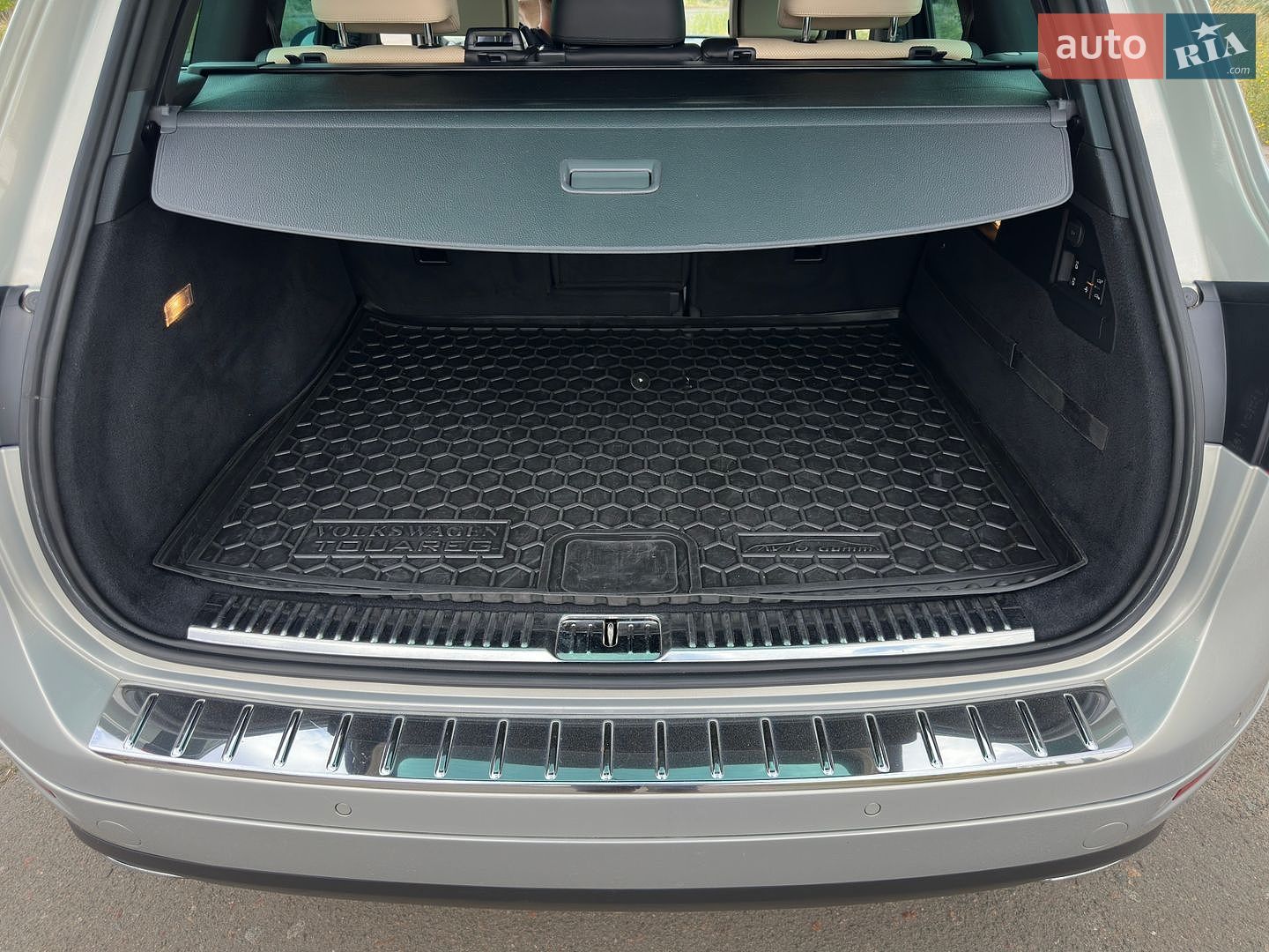 Volkswagen Touareg 2012 VIN WVGZZZ7PZDD010181 фото оголошення 12 з 40