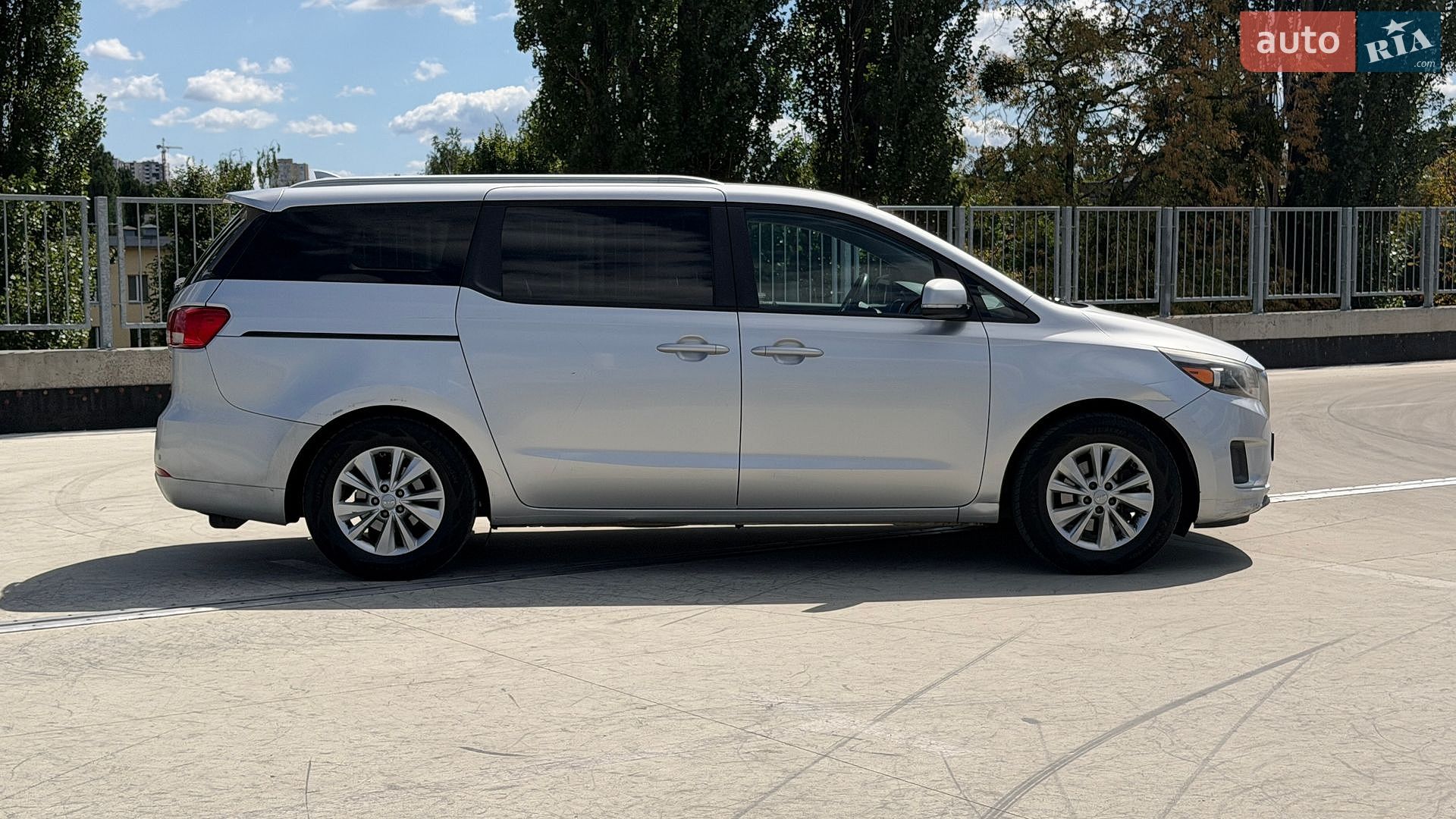 Kia Sedona 2015 VIN KNDMB5C11G6094006 фото оголошення 6 з 14