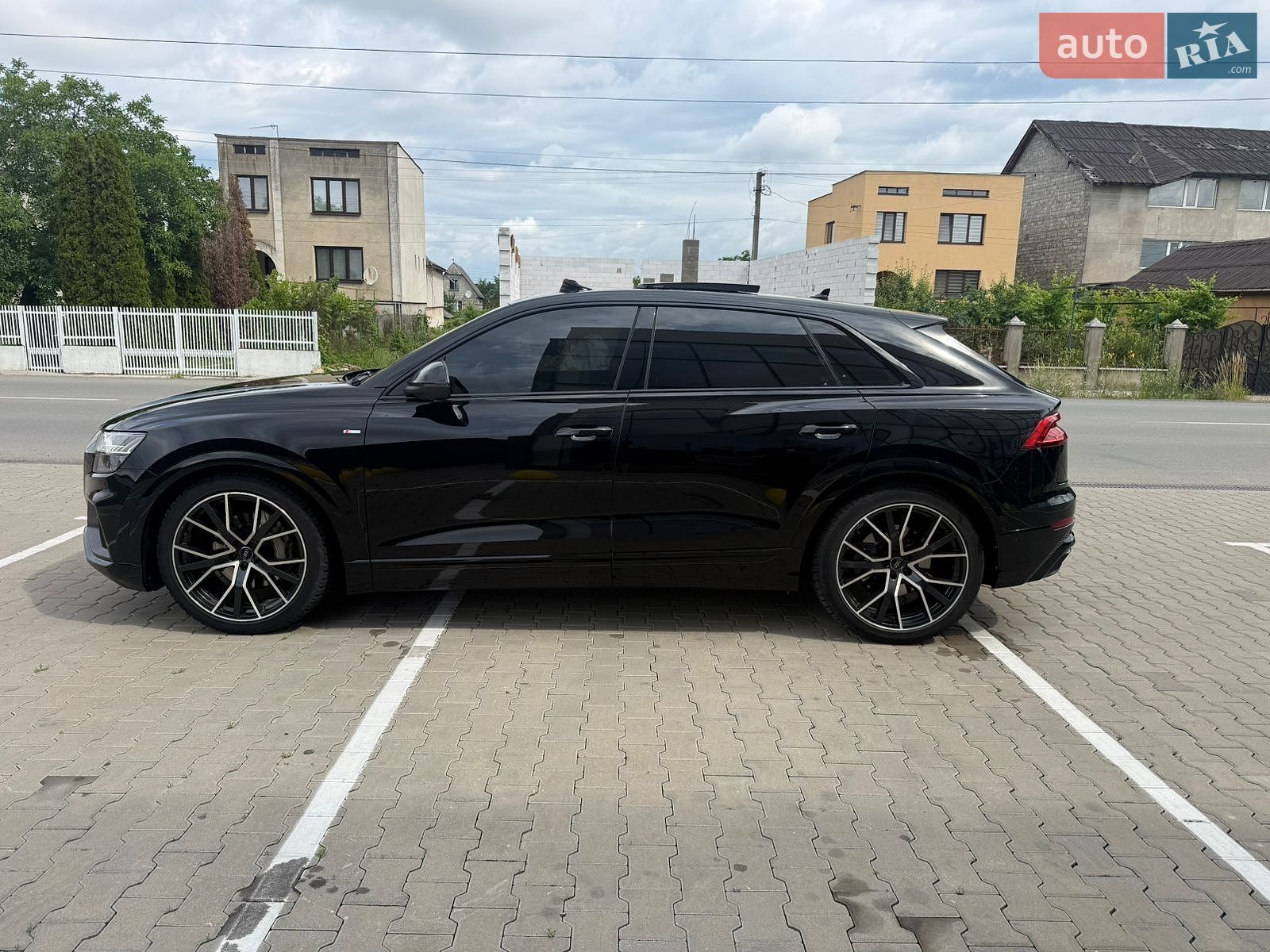 Audi Q8 2020 VIN WAUZZZF11LD020687 фото оголошення 15 з 29