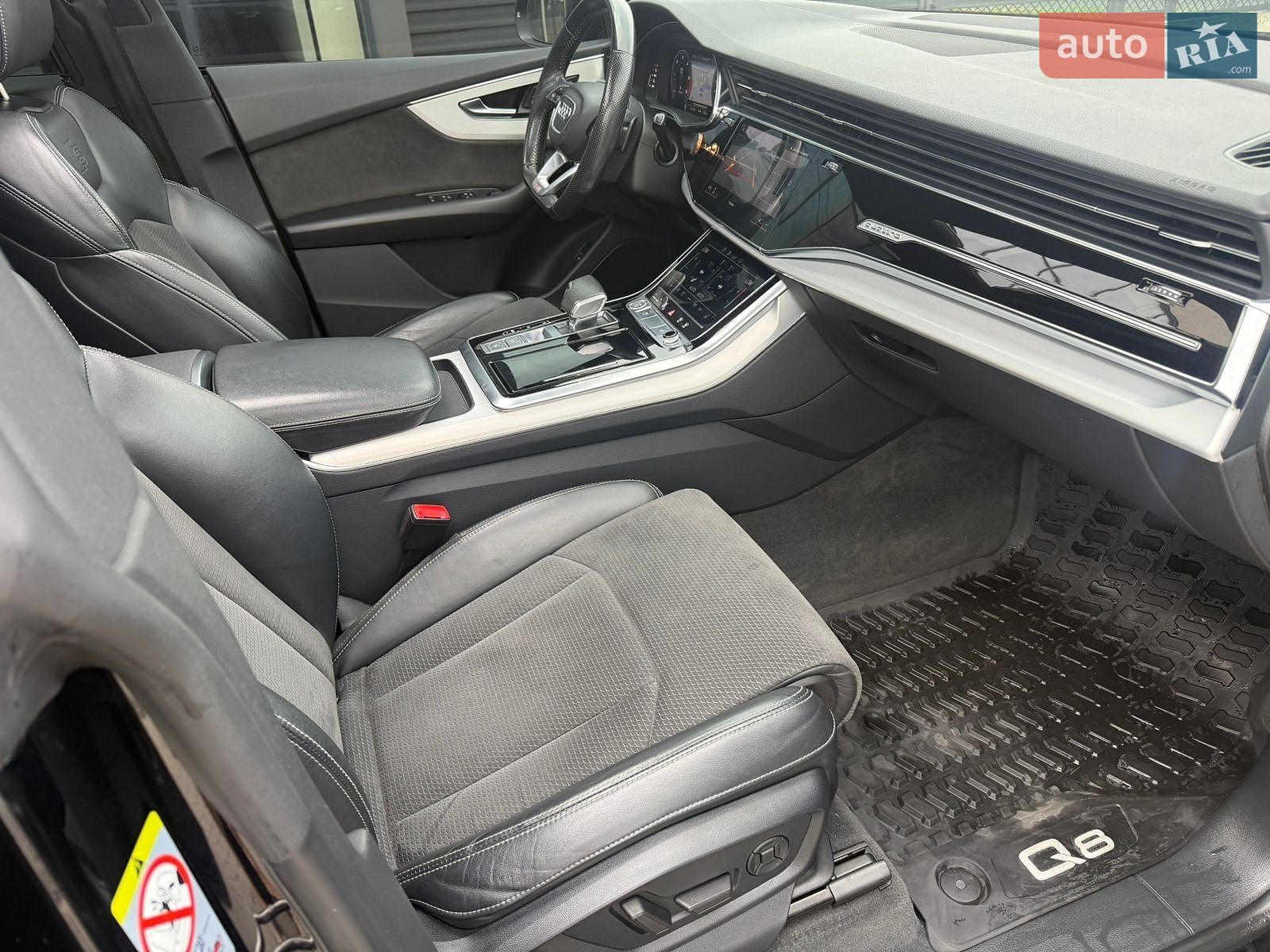 Audi Q8 2020 VIN WAUZZZF11LD020687 фото оголошення 26 з 29