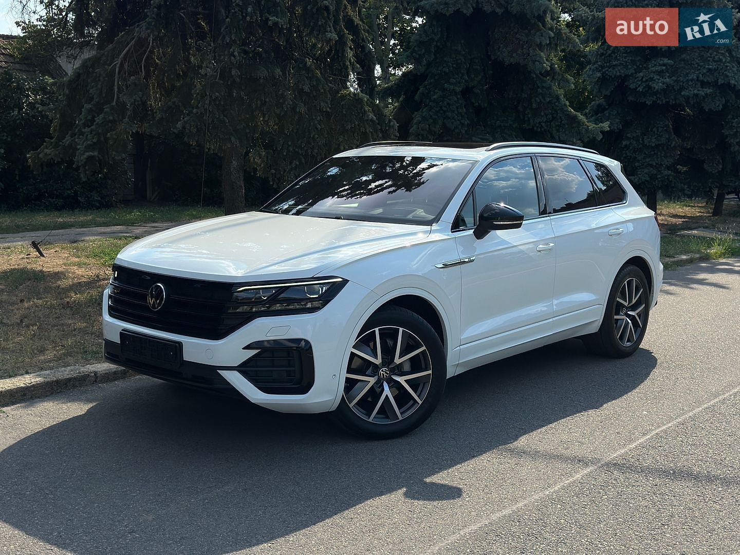 Volkswagen Touareg 2021 VIN WVGZZZCRZMD042882 фото оголошення 8 з 29