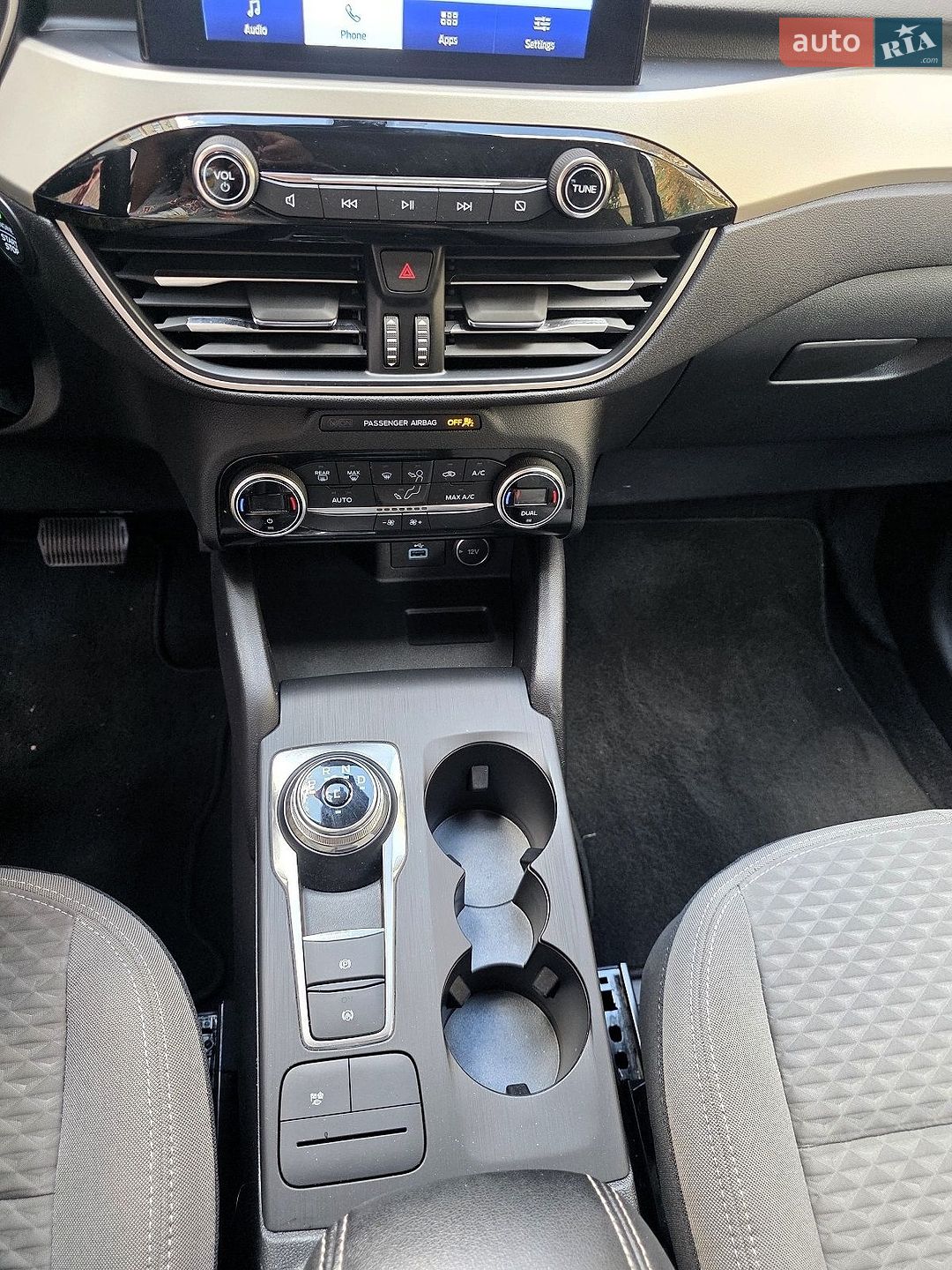 Ford Escape 2021 VIN 1FMCU0BZ2MUB21149 фото оголошення 18 з 21