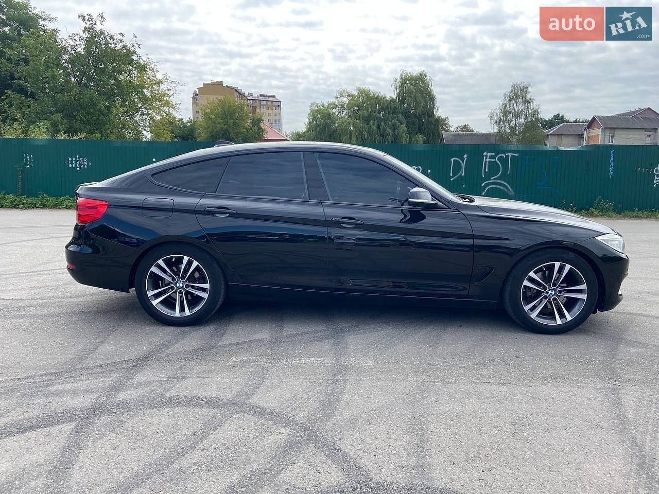 BMW 3 Series GT 2013 VIN WBA3X5C59ED242585 фото оголошення 4 з 28