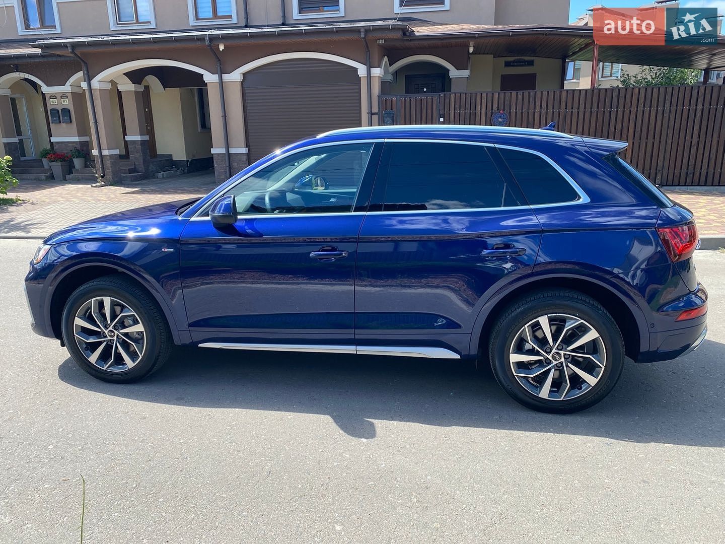 Audi Q5 2023 VIN WA1FAAFY2P2166720 фото оголошення 8 з 63