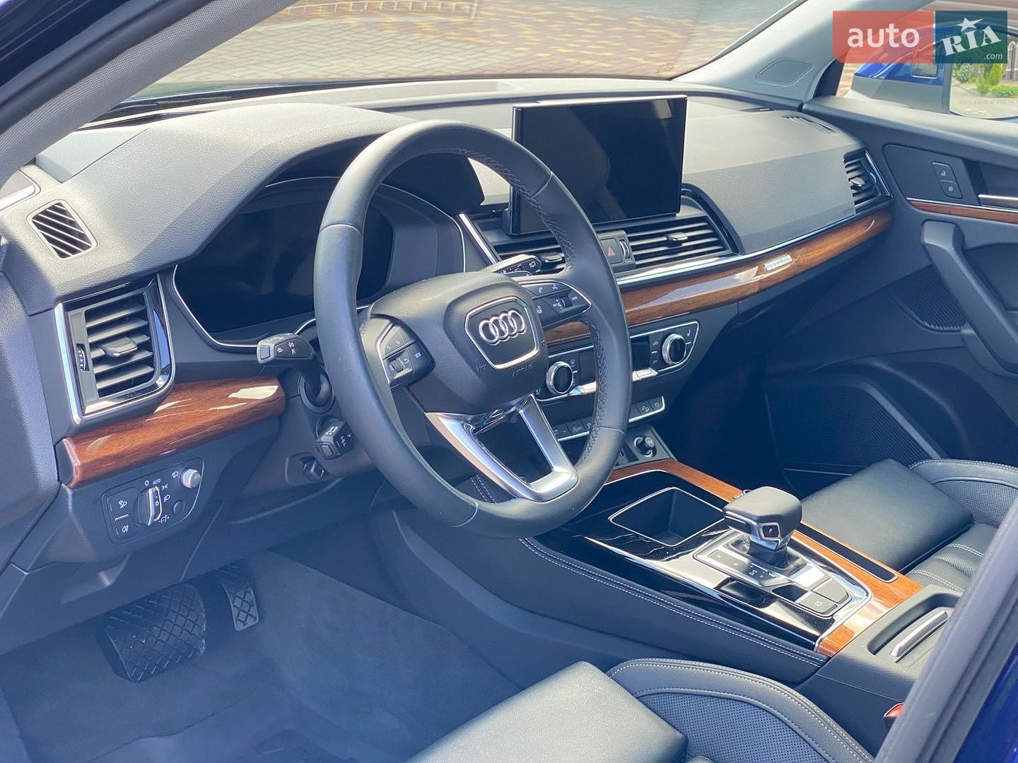 Audi Q5 2023 VIN WA1FAAFY2P2166720 фото оголошення 32 з 63