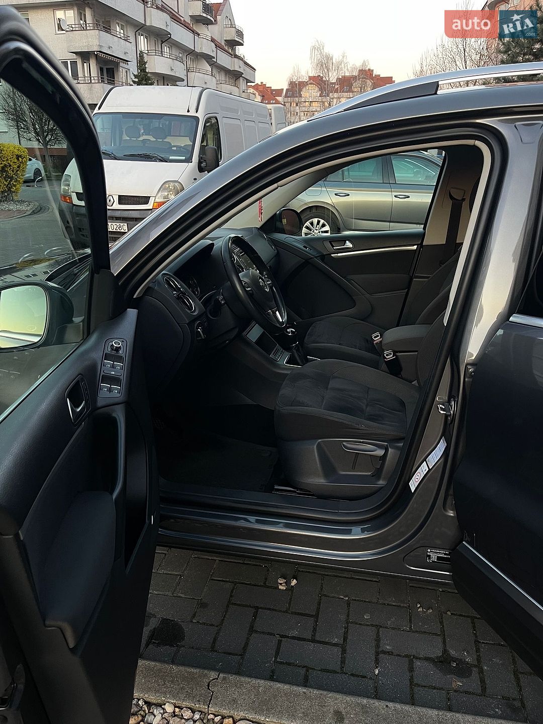 Volkswagen Tiguan 2013 VIN WVGZZZ5NZDW590375 фото оголошення 19 з 83