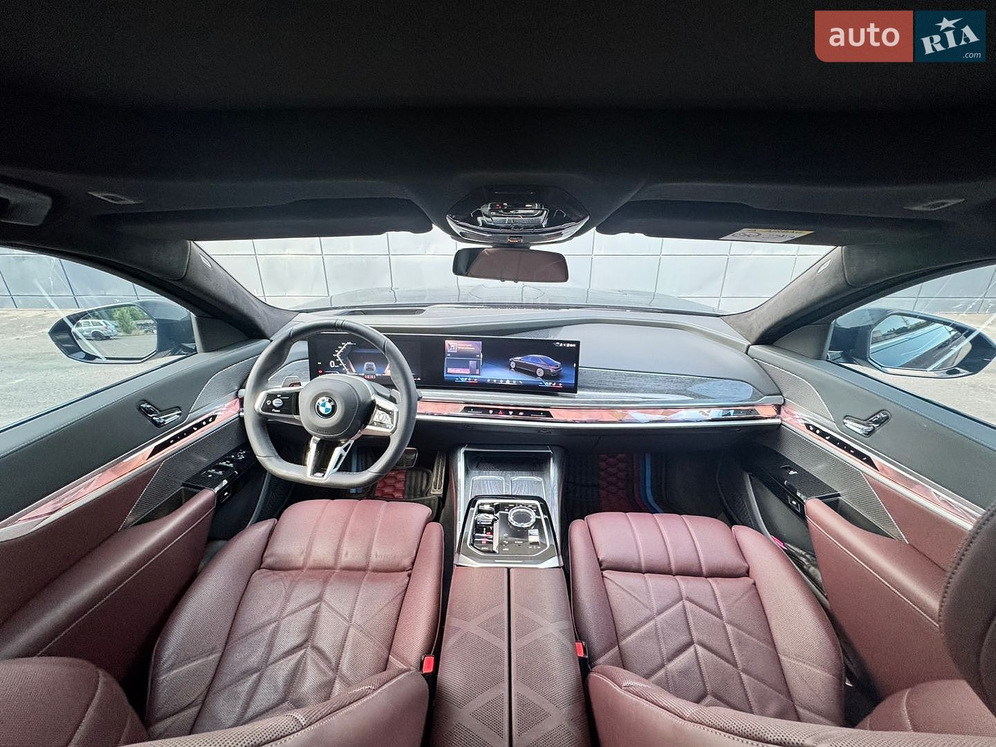 BMW 7 Series 2024 VIN WBA21EJ070CT40193 фото оголошення 25 з 51