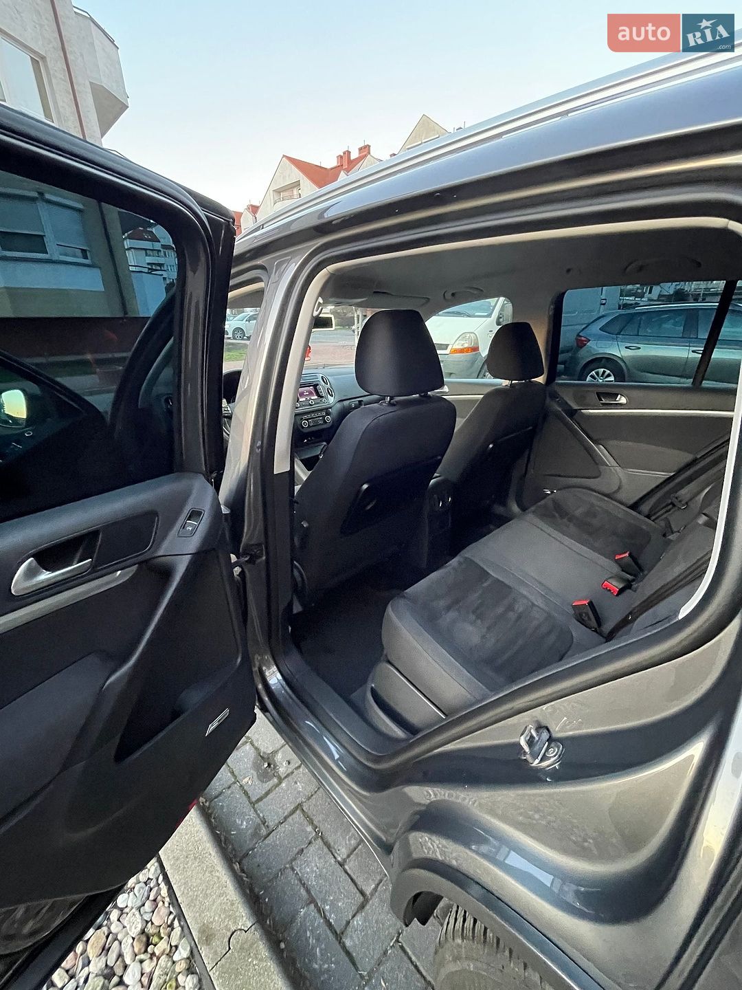 Volkswagen Tiguan 2013 VIN WVGZZZ5NZDW590375 фото оголошення 27 з 83