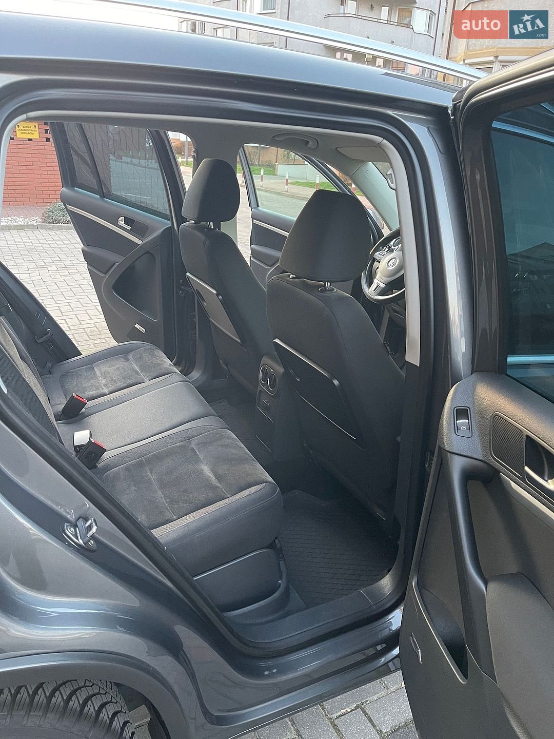 Volkswagen Tiguan 2013 VIN WVGZZZ5NZDW590375 фото оголошення 28 з 83