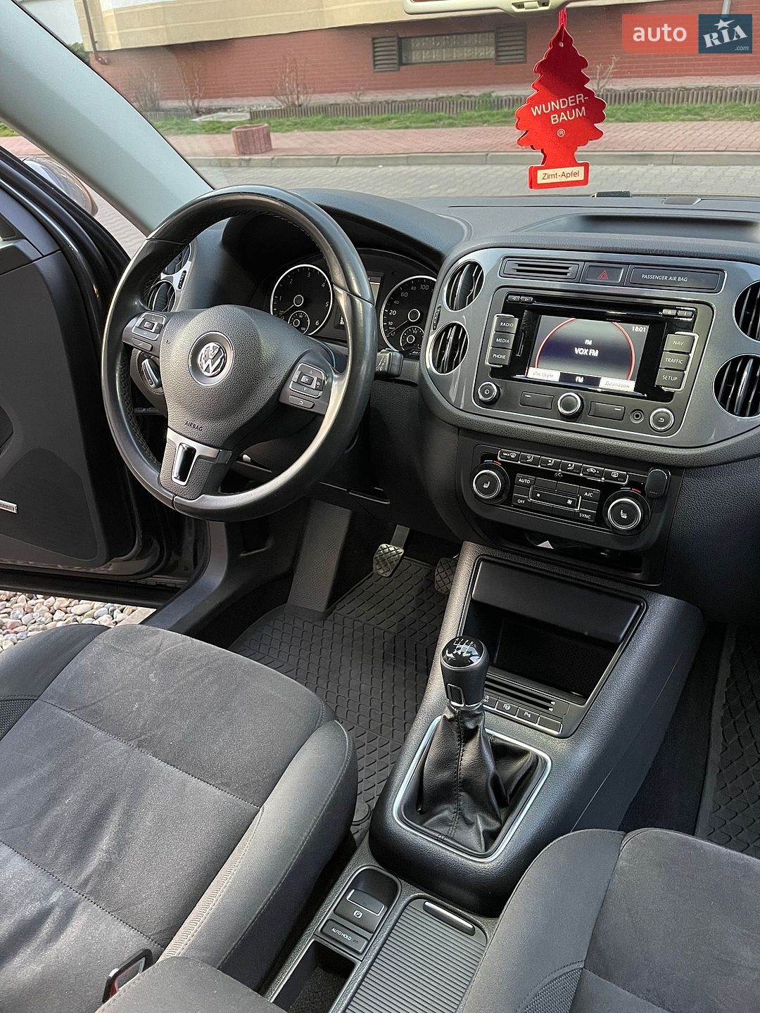 Volkswagen Tiguan 2013 VIN WVGZZZ5NZDW590375 фото оголошення 32 з 83