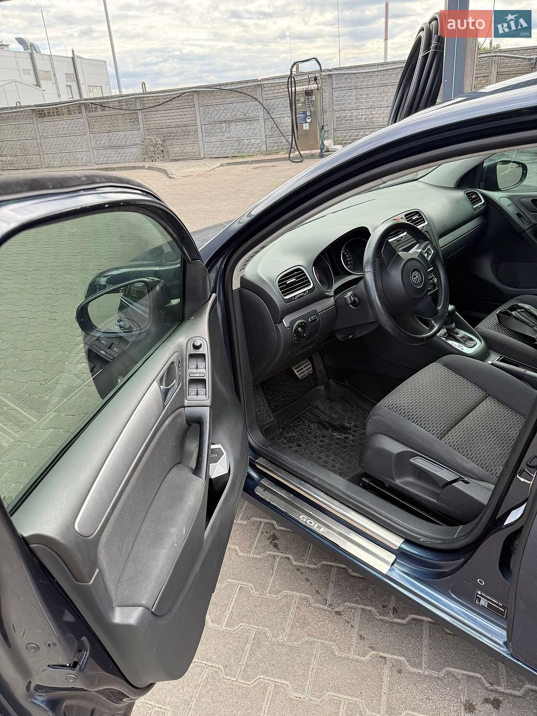Volkswagen Golf 2010 VIN WVWZZZ1KZAW257859 фото оголошення 10 з 17