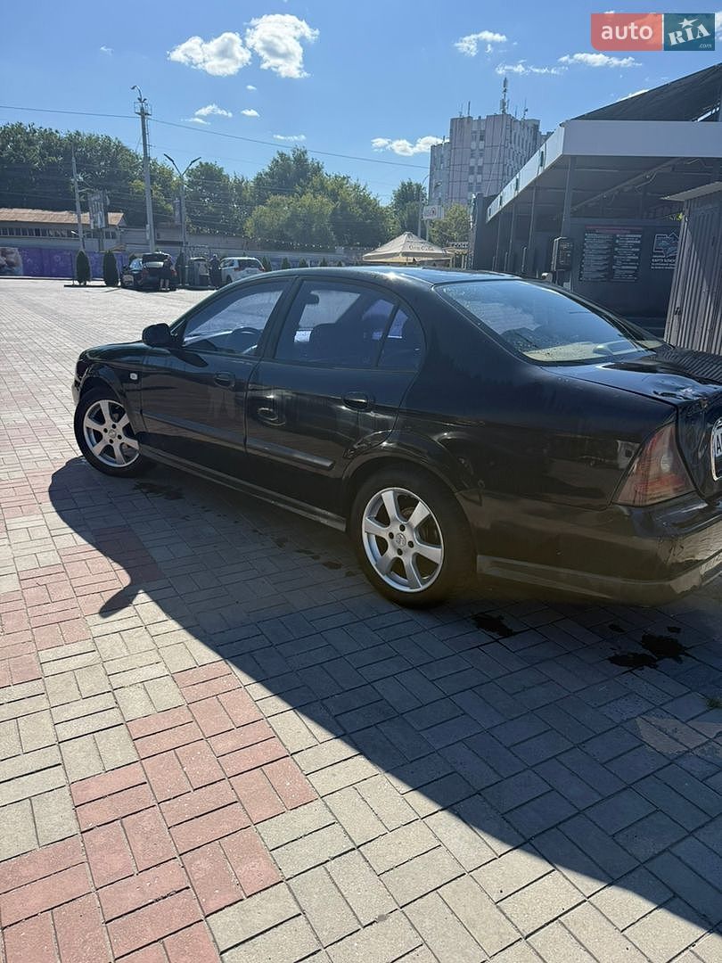 Chevrolet Evanda 2005 VIN Y6DLF69ZE5B155968 фото оголошення 5 з 12