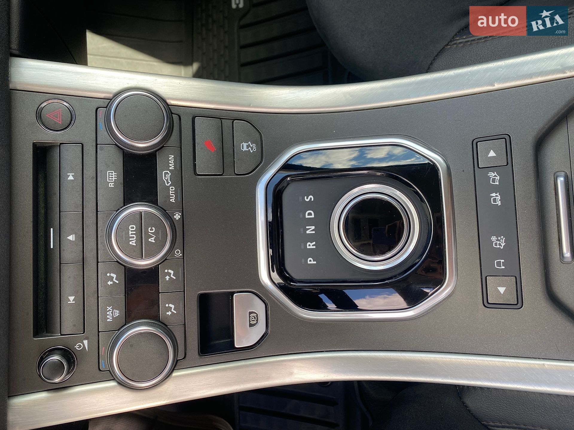 Land Rover Range Rover Evoque 2012 VIN SALVN2BG4DH733326 фото оголошення 26 з 77