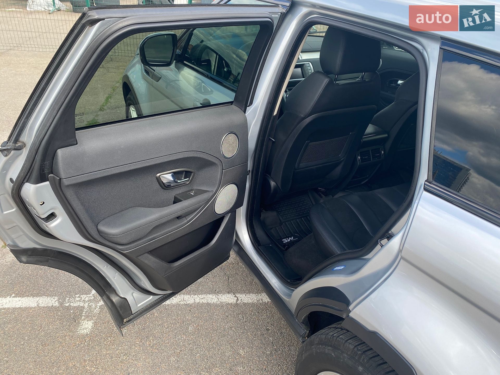 Land Rover Range Rover Evoque 2012 VIN SALVN2BG4DH733326 фото оголошення 33 з 77