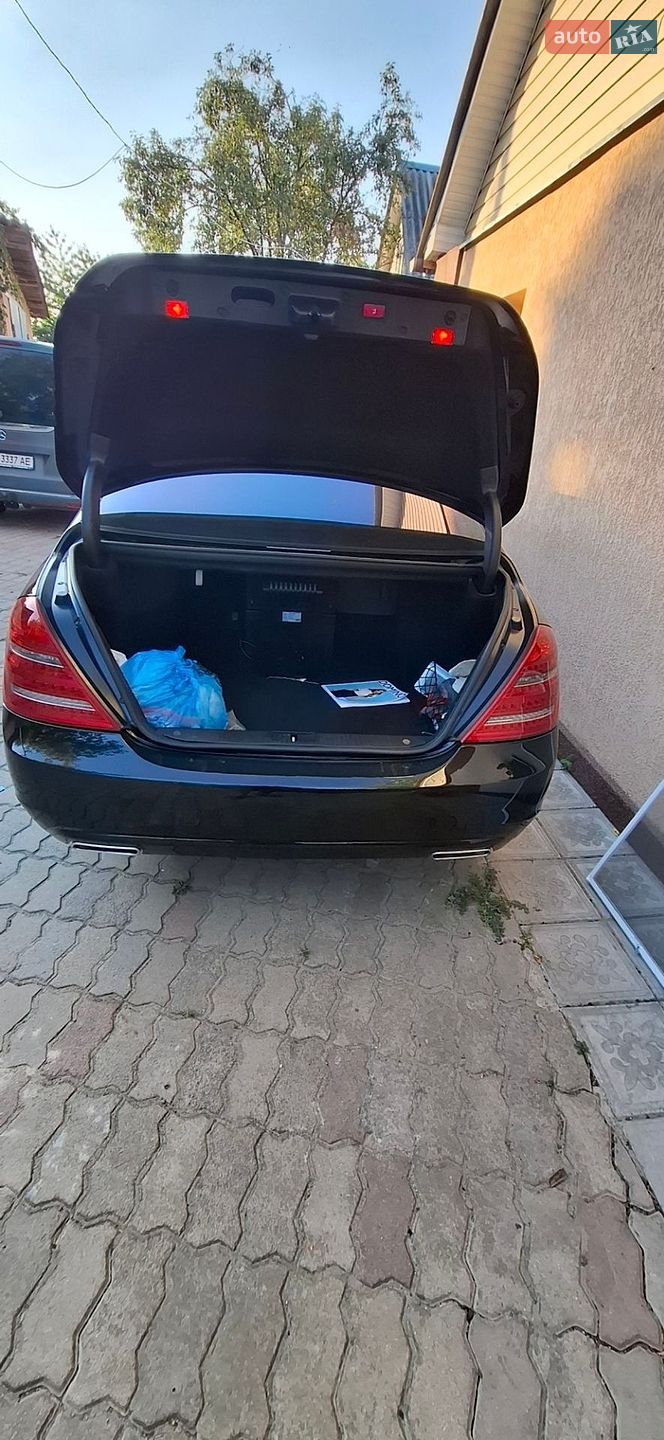 Mercedes-Benz S-Class 2011 VIN WDDNG8DB3CA452587 фото оголошення 13 з 15