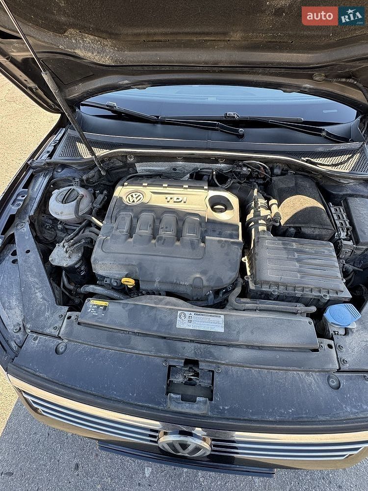 Volkswagen Passat 2015 VIN WVWZZZ3CZFE525264 фото оголошення 13 з 23