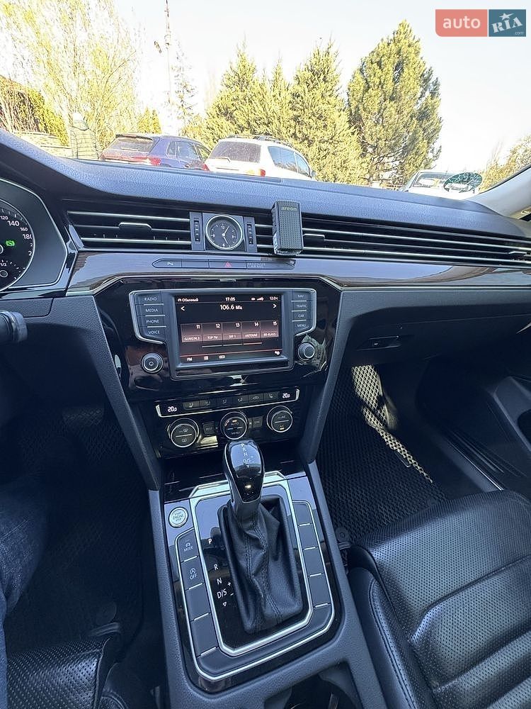 Volkswagen Passat 2015 VIN WVWZZZ3CZFE525264 фото оголошення 14 з 23