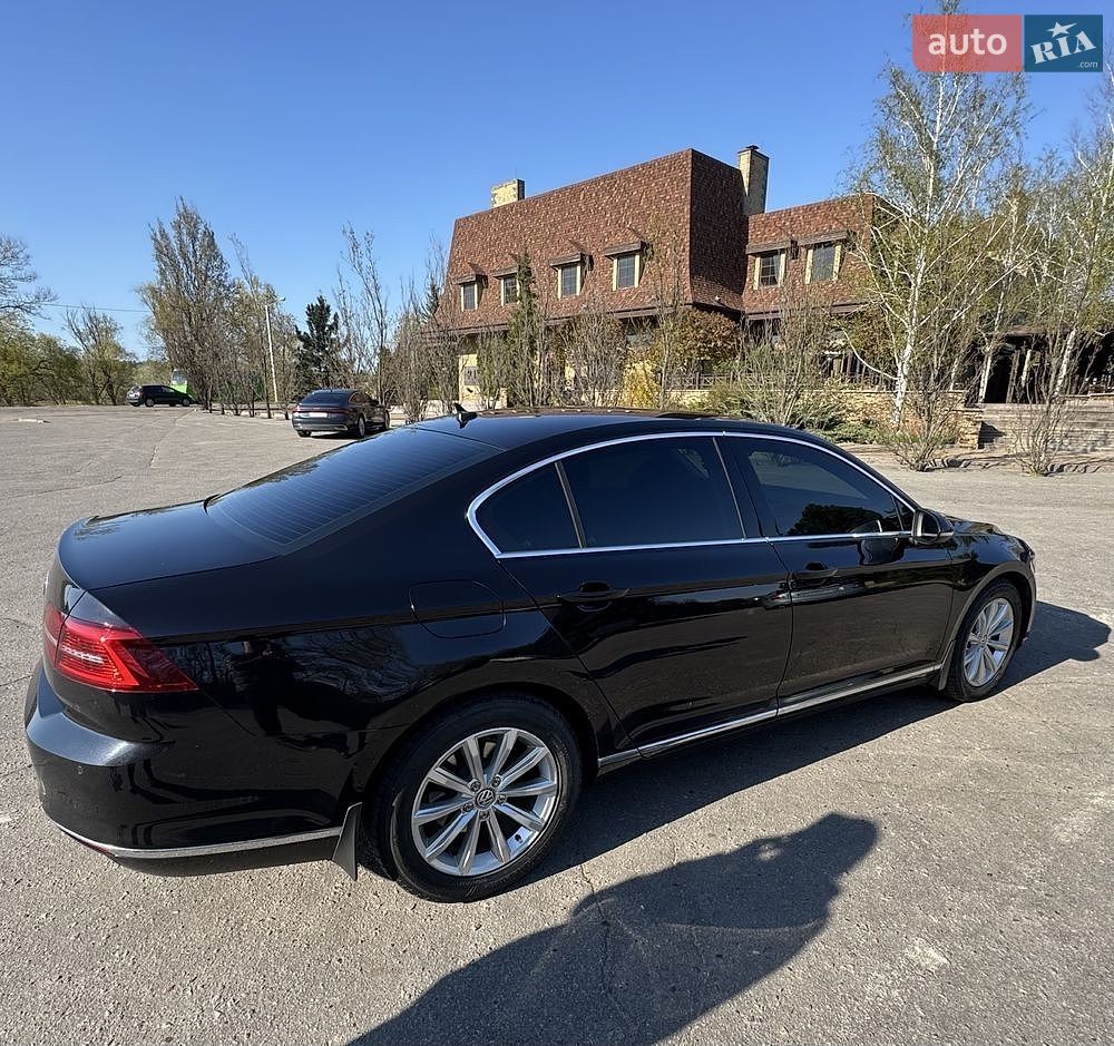 Volkswagen Passat 2015 VIN WVWZZZ3CZFE525264 фото оголошення 18 з 23