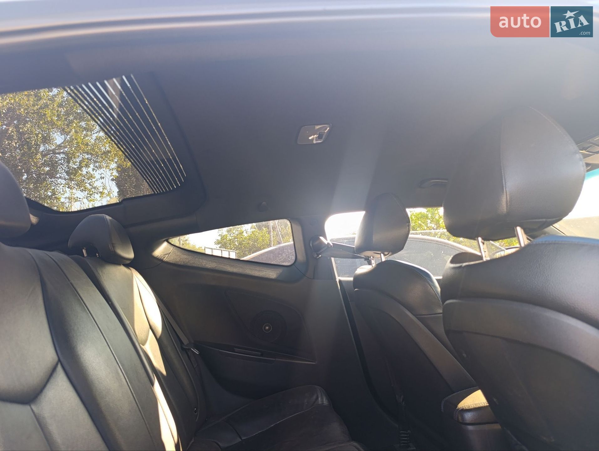 Hyundai Veloster 2015 VIN KMHTC6AE2GU255779 фото оголошення 2 з 10
