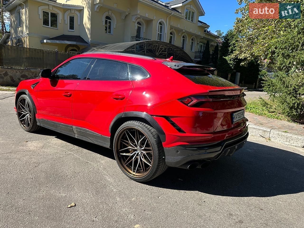 Lamborghini Urus 2021 VIN ZPBUA1ZL0MLA12941 фото оголошення 8 з 16