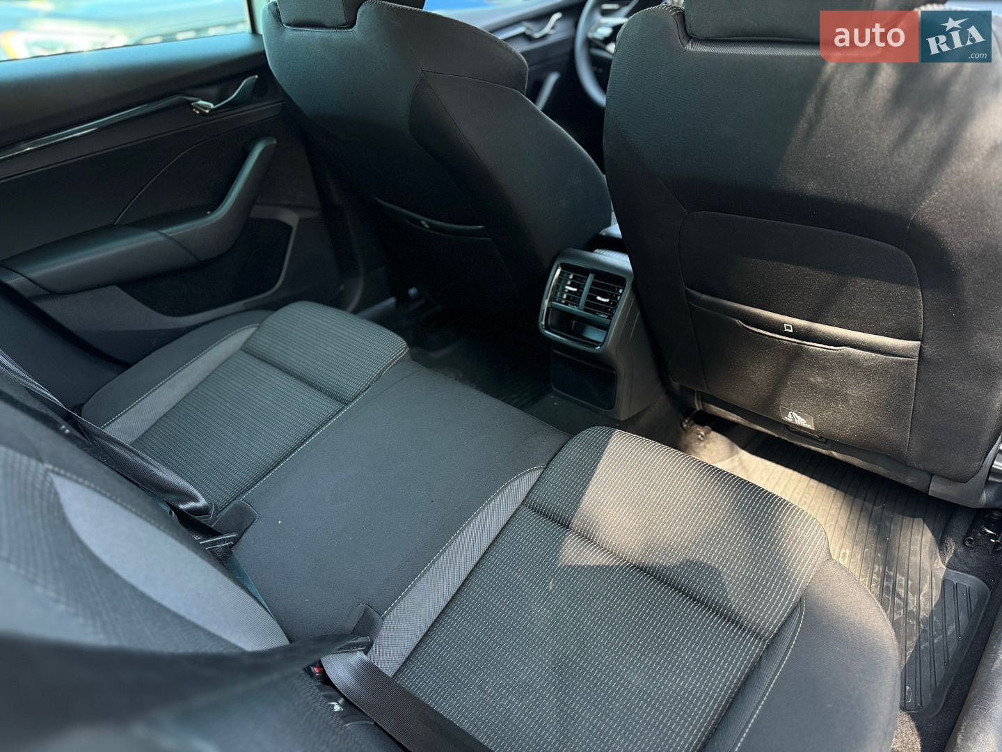 Skoda Octavia 2020 VIN TMBAG7NX5MY084726 фото оголошення 32 з 49