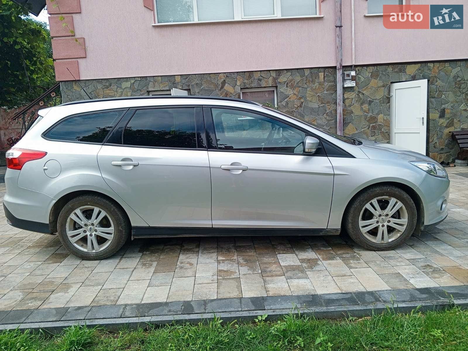 Ford Focus 2013 VIN WF0LXXGCBLDC60348 фото оголошення 2 з 11