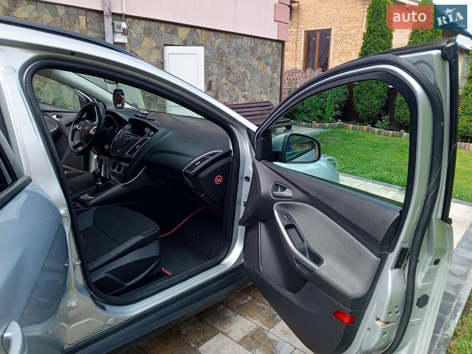 Ford Focus 2013 VIN WF0LXXGCBLDC60348 фото оголошення 11 з 11