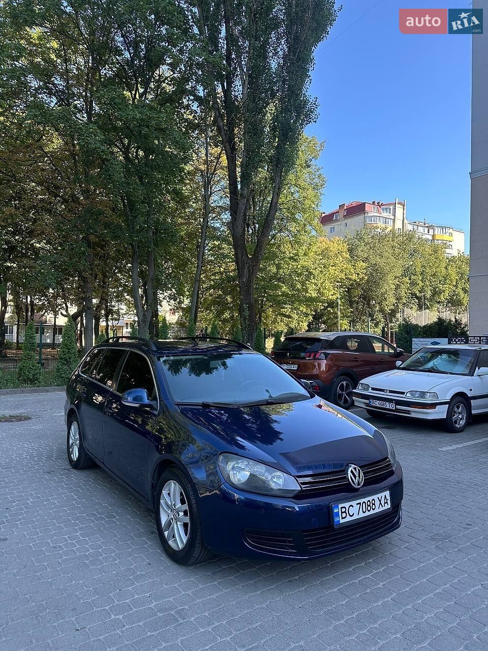 Volkswagen Golf 2010 VIN WVWZZZ1KZBM639744 фото оголошення 2 з 15