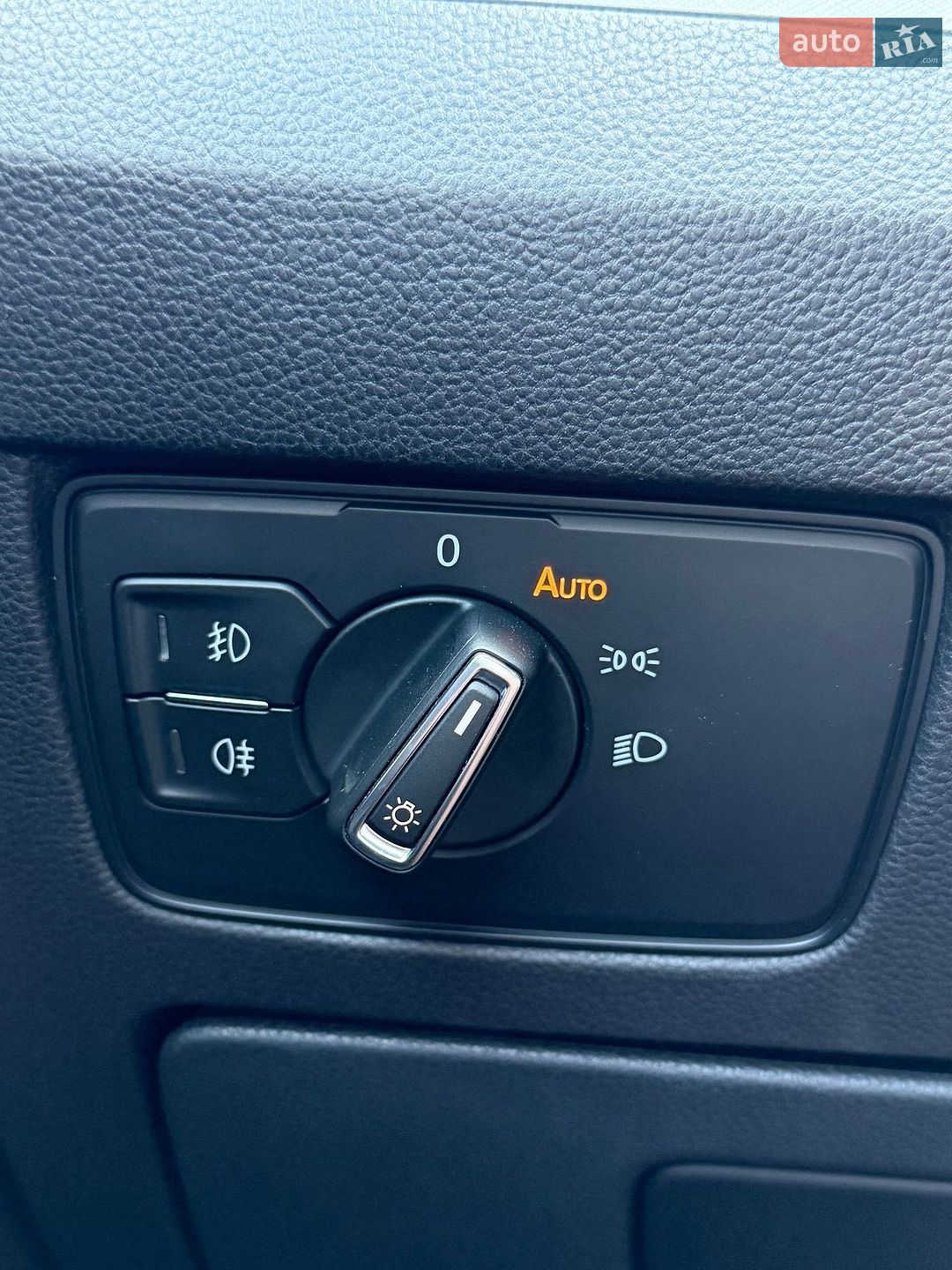 Volkswagen Passat 2019 VIN WVWZZZ3CZLE021657 фото оголошення 21 з 30