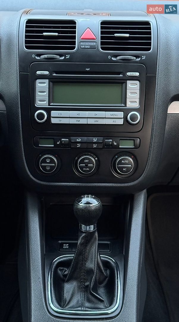 Volkswagen Golf 2008 VIN WVWZZZ1KZ8W135360 фото оголошення 27 з 45