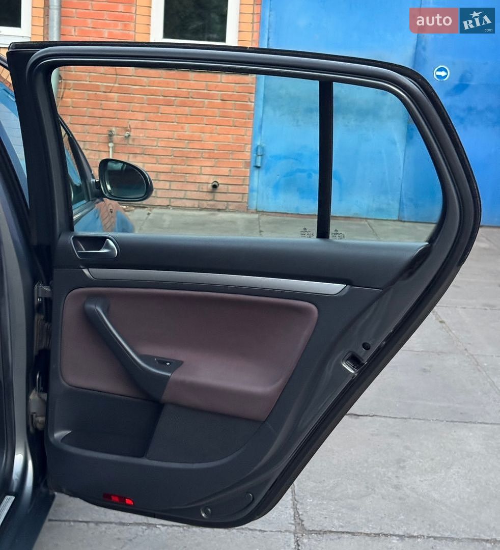 Volkswagen Golf 2008 VIN WVWZZZ1KZ8W135360 фото оголошення 41 з 45
