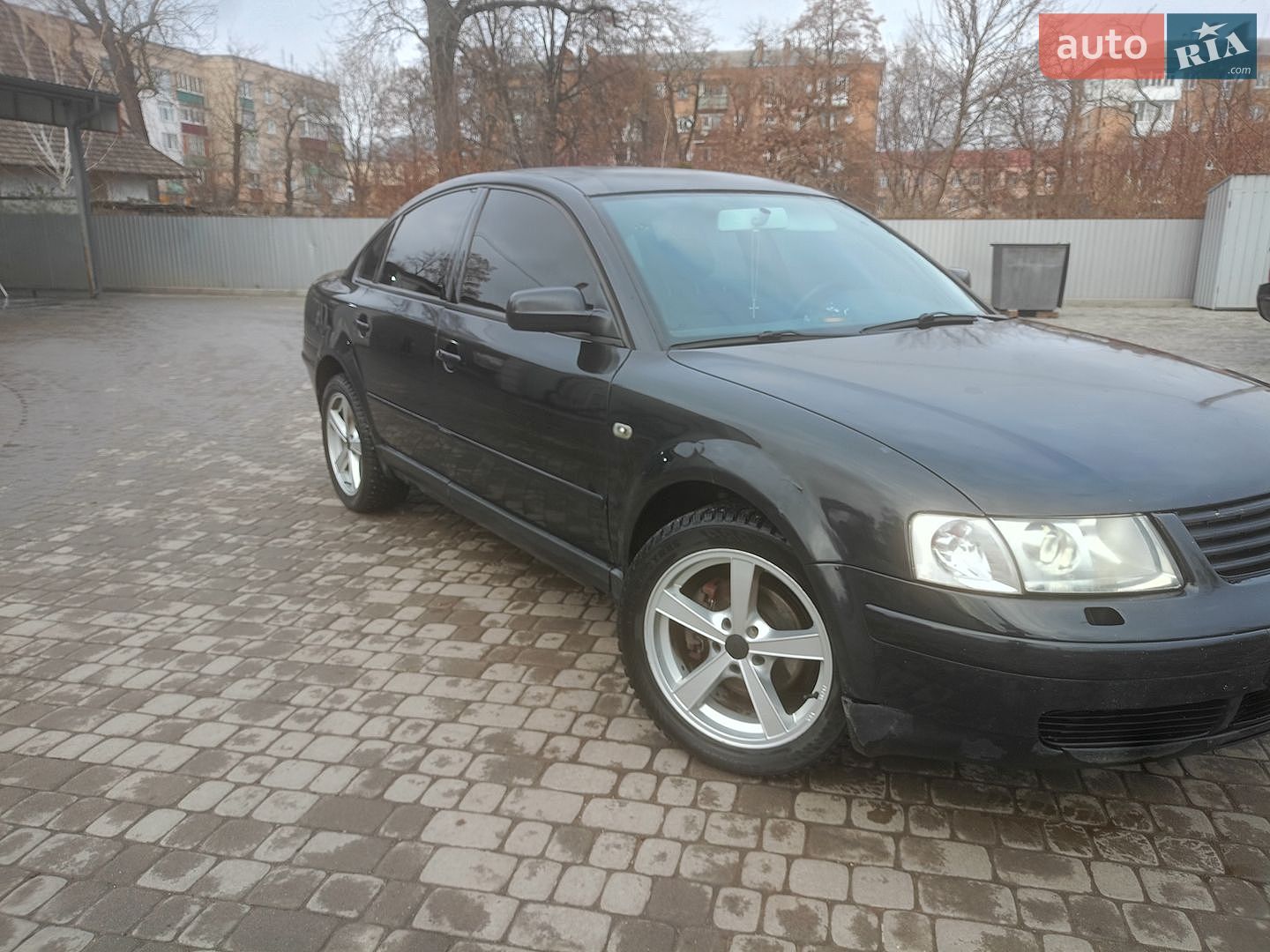 Volkswagen Passat 1998 VIN WVWZZZ3BZWE151660 фото оголошення 4 з 12