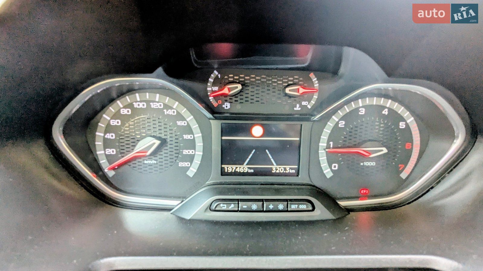 Peugeot Rifter 2018 VIN VR3ECYHZJJJ796173 фото оголошення 29 з 40