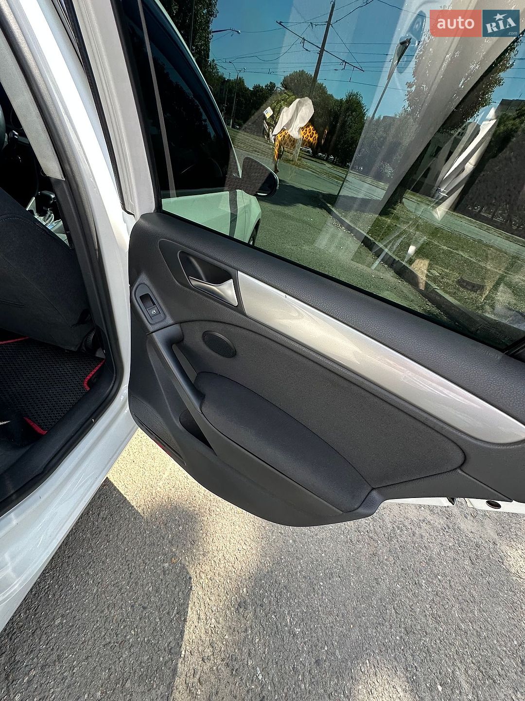 Volkswagen Golf 2010 VIN WVWZZZ1KZBW086526 фото оголошення 20 з 26