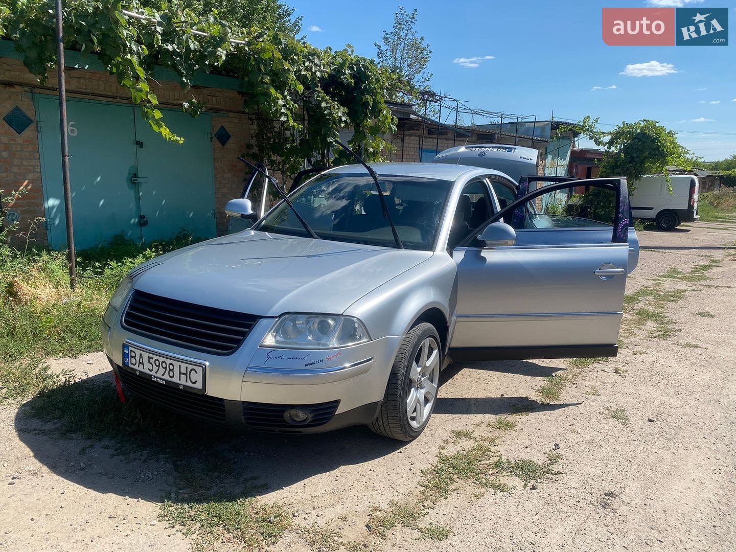 Volkswagen Passat 2004 VIN WVWZZZ3BZ4P321706 фото оголошення 3 з 11