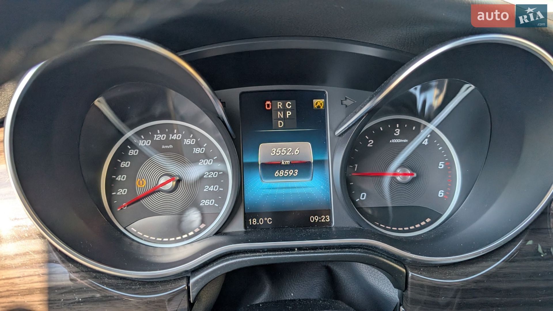 Mercedes-Benz V-Class 2020 VIN W1V44781313795993 фото оголошення 8 з 12