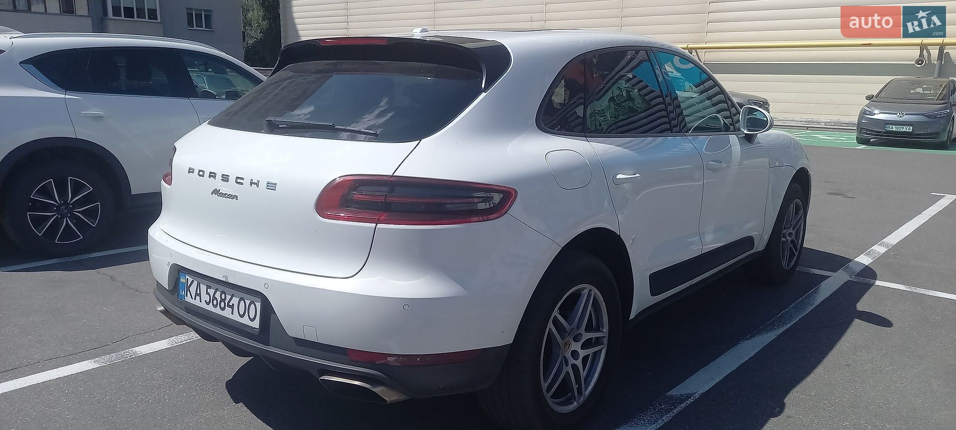 Porsche Macan 2017 VIN WP1AA2A55JLB01931 фото оголошення 4 з 48