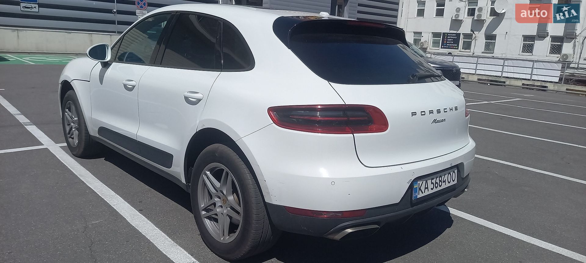 Porsche Macan 2017 VIN WP1AA2A55JLB01931 фото оголошення 5 з 48