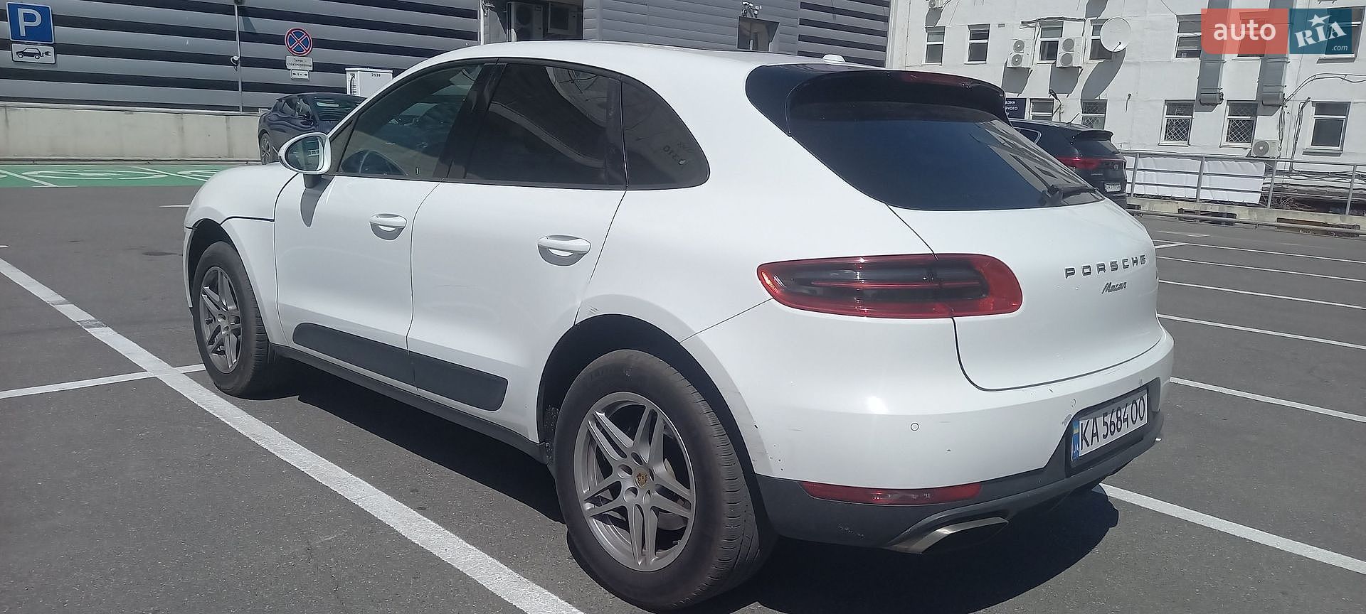 Porsche Macan 2017 VIN WP1AA2A55JLB01931 фото оголошення 9 з 48