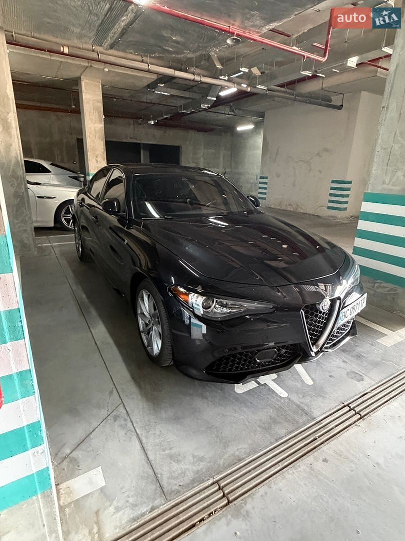 Alfa Romeo Giulia 2022 VIN ZARFANBN0N7660914 фото оголошення 2 з 9