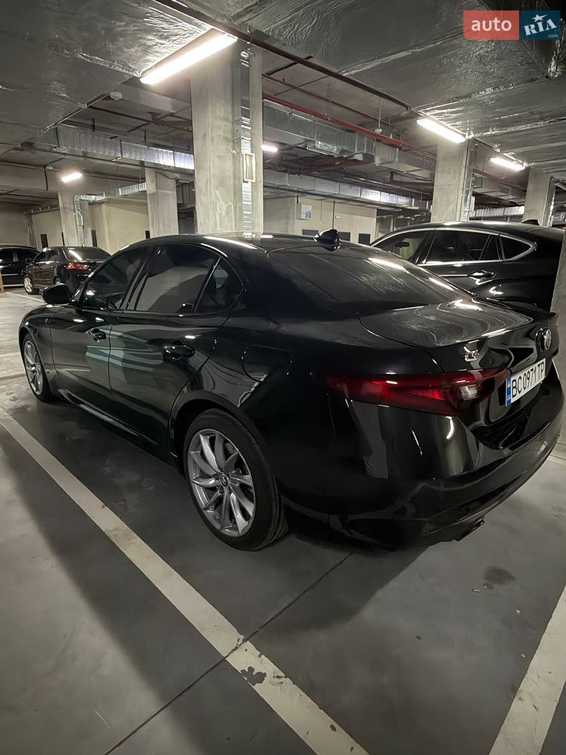 Alfa Romeo Giulia 2022 VIN ZARFANBN0N7660914 фото оголошення 4 з 9