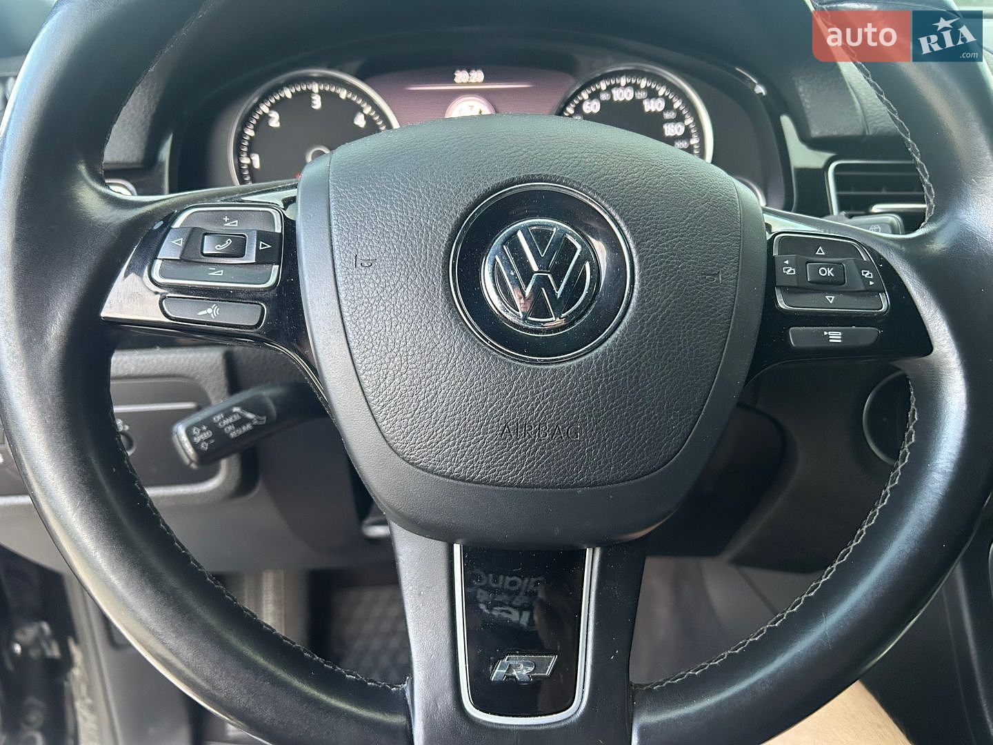 Volkswagen Touareg 2016 VIN WVGZZZ7PZHD005889 фото оголошення 19 з 21
