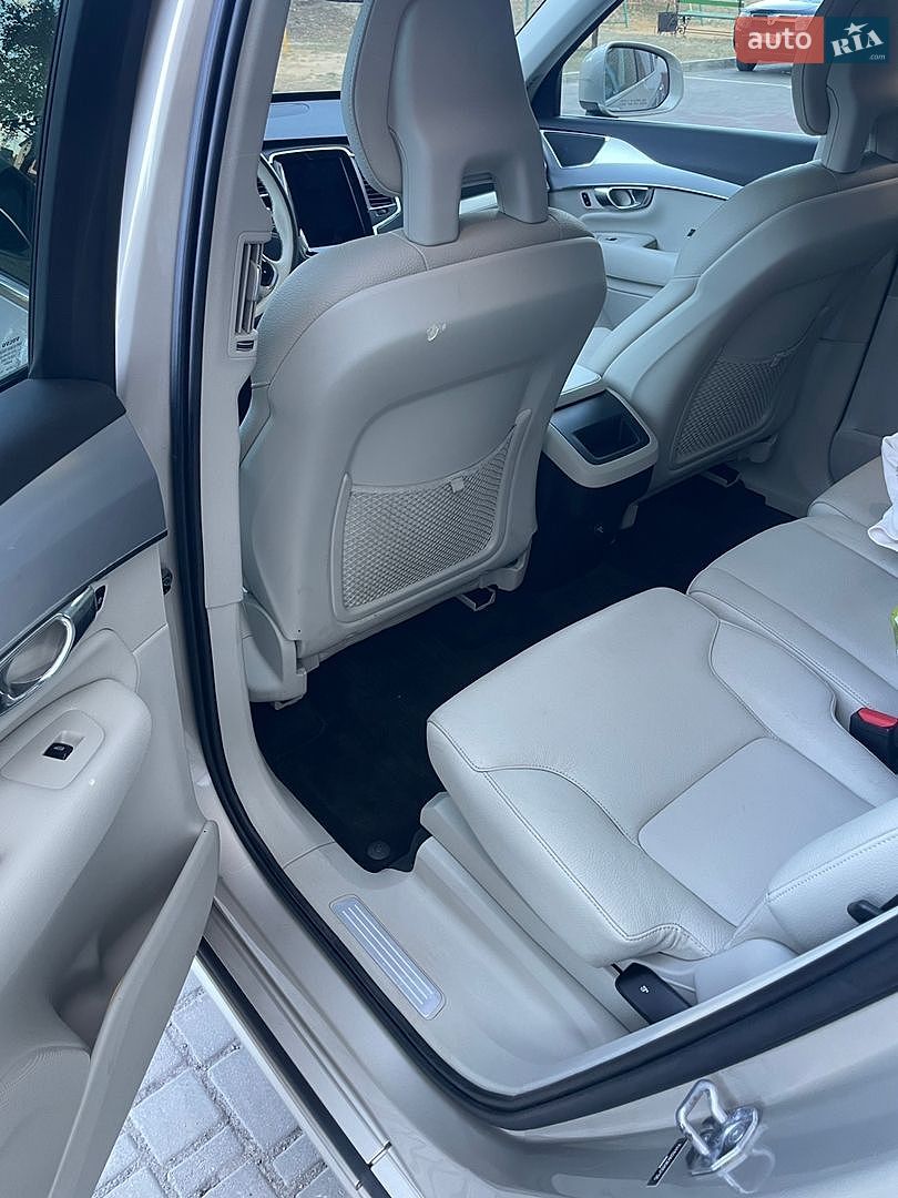 Volvo XC90 2016 VIN YV4102XK8G1057135 фото оголошення 14 з 22