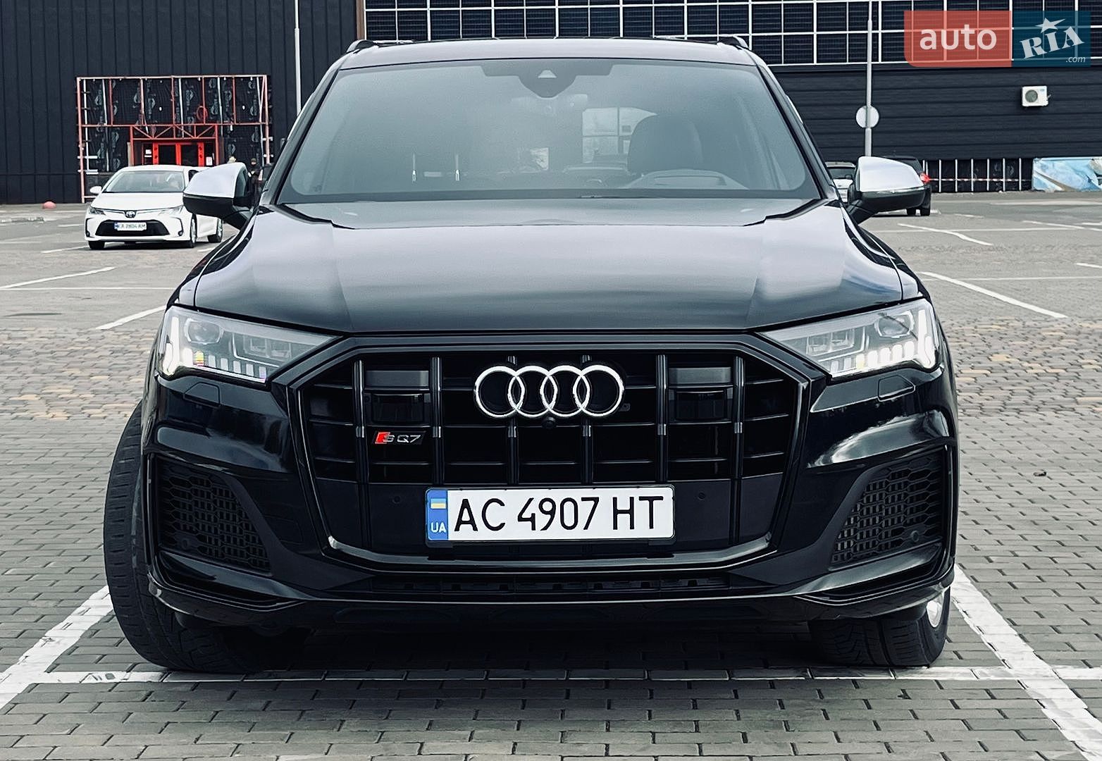 Audi SQ7 2020 VIN WAUZZZ4M9MD009564 фото оголошення 3 з 97
