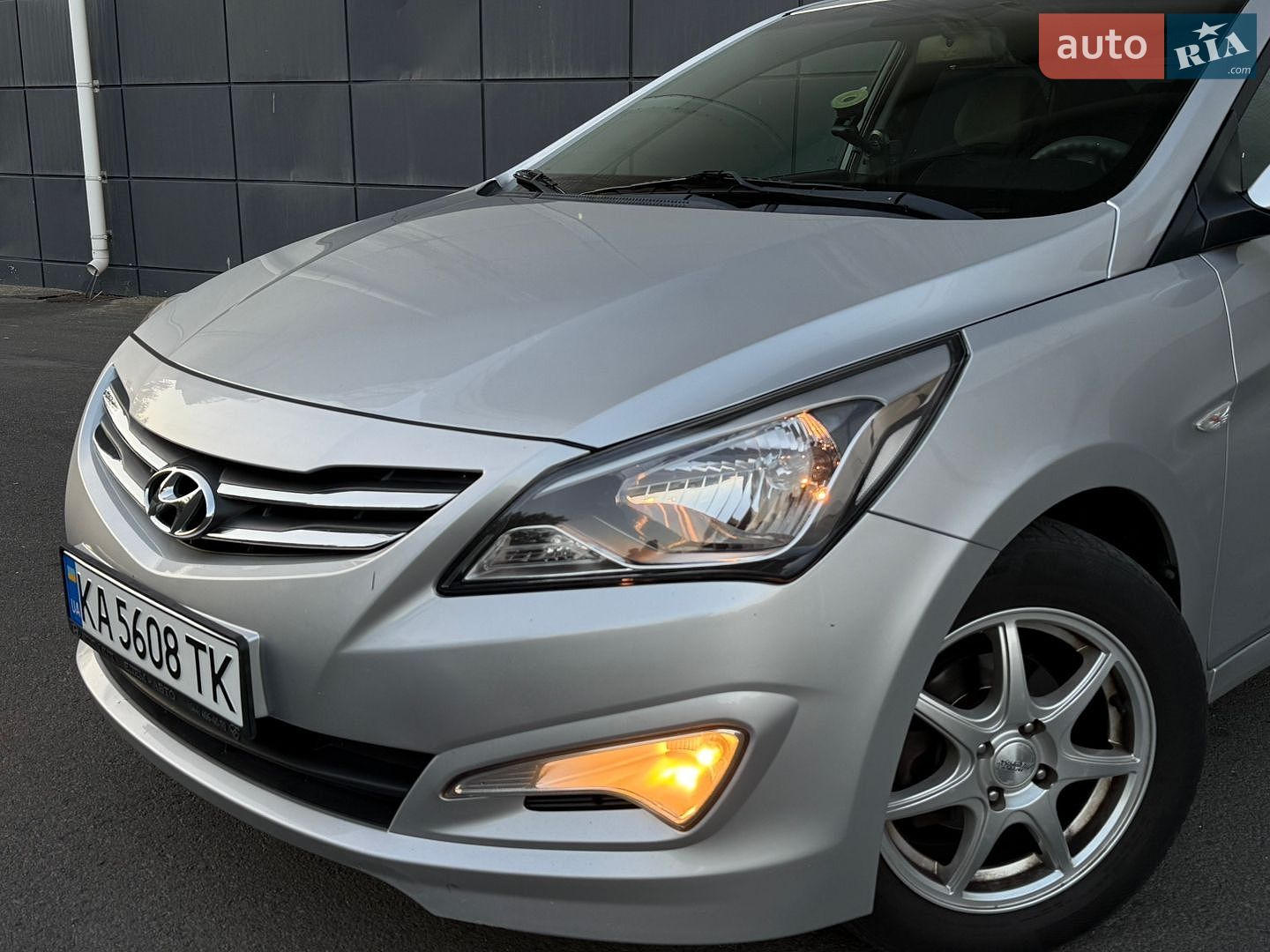 Hyundai Accent 2016 VIN Z94CT41CBHR564346 фото оголошення 3 з 21