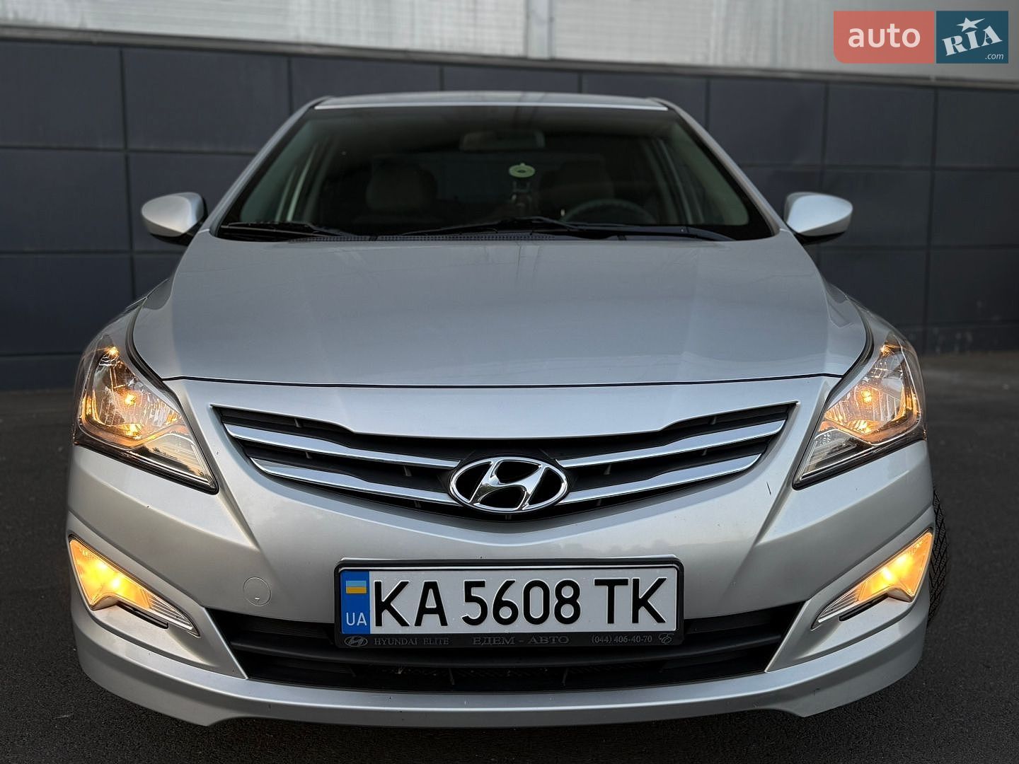 Hyundai Accent 2016 VIN Z94CT41CBHR564346 фото оголошення 7 з 21